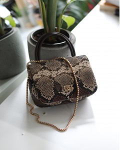  Kadın Yılan Derisi Desenli Yumuşak Parlak Deri Saplı Omuz Çantası