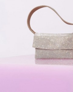 Kadın Gold Toka Detaylı Taş Dokuma Omuz Çantası