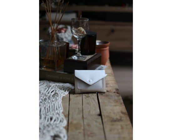 Krem Bej Çift Renk Düğme Detaylı Mini Cüzdan