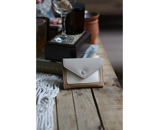 Karamel Bej Çift Renk Düğme Detaylı Mini Cüzdan