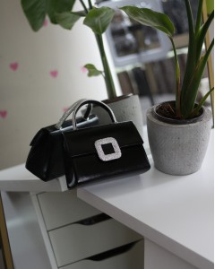 Siyah Kare Taş Toka Detaylı Tutmalı Abiye El Omuz Çantası