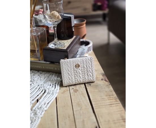 Krem Dokuma Desen Kare Kartlık Detaylı Cüzdan