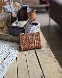 Taba Dokuma Desen Kare Kartlık Detaylı Cüzdan