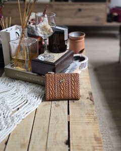 Taba Dokuma Desen Kare Kartlık Detaylı Cüzdan