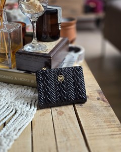 Siyah Dokuma Desen Kare Kartlık Detaylı Cüzdan