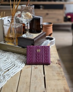 Mor Dokuma Desen Kare Kartlık Detaylı Cüzdan