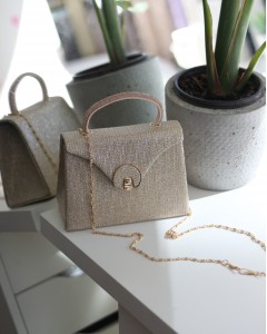 Gold Simli Oval Gold Aksesuarlı Taşlı Tutma Kulplu Abiye El Çantası