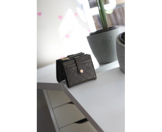 Kadın Haki Yeşili Kare Baklava Desenli Mini Kartlık Cüzdan Kadın Haki Yeşili Kare Baklava Desenli Mini Kartlık Cüzdan