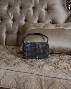 Siyah Özel Form Taş İşleme El & Omuz Çantası