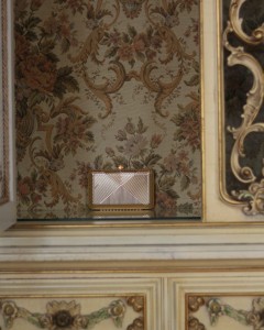 Kadın Gold Metal Zincir Askılı Abiye Çanta