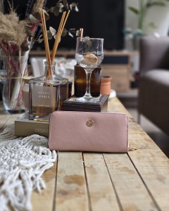 Pudra Dokulu Slim Kartlık Detaylı Cüzdan