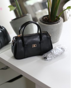  Siyah Çift Şeritli Minimal Günlük El & Omuz Çantası