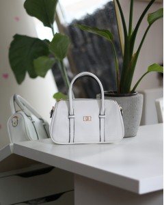 Kadın Beyaz Çift Şeritli Minimal Günlük El & Omuz Çantası