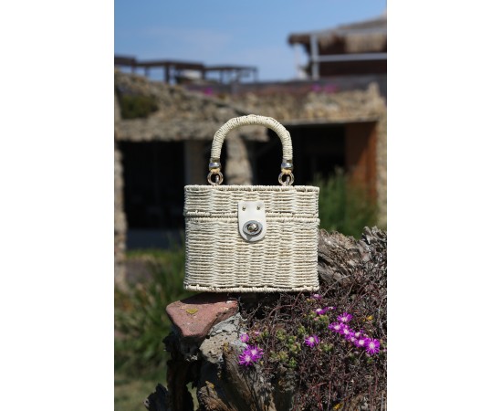  Kadın Bej Sepet Formlu Tutma Saplı Zincir Askılı Hasır Çanta