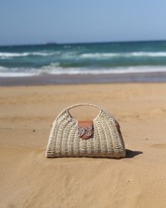  Kadın Bej Kilit Detaylı Tutma Saplı Omuz Askılı Hasır Çanta