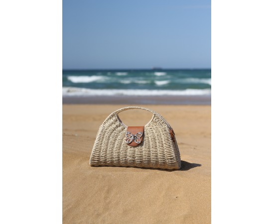 Kadın Bej Kilit Detaylı Tutma Saplı Omuz Askılı Hasır Çanta Kadın Bej Kilit Detaylı Tutma Saplı Omuz Askılı Hasır Çanta