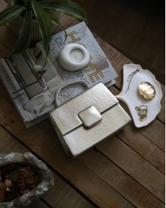 Silver Parlak Kare Tokalı Taş Tutma Saplı El Çantası