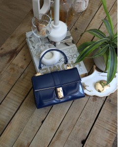  Kadın Lacivert Rugan Toka Detaylı Zincirli El Omuz Çantası