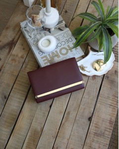 Kadın Bordo Şerit Detaylı Zincirli Omuz Çantası