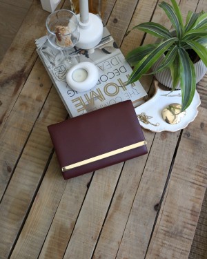 Kadın Bordo Şerit Detaylı Zincirli Omuz Çantası