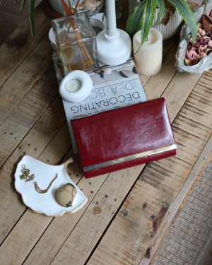 Kadın Bordo Rugan Şerit Detaylı Zincirli Omuz Çantası