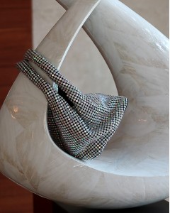 RGB Taşlı Çift Saplı Zincirli Abiye Çanta