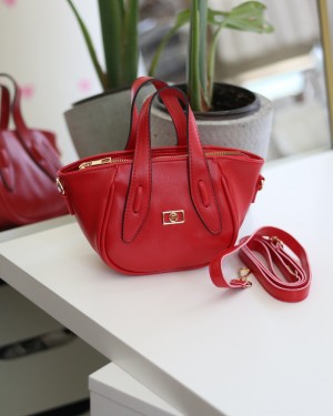 Kırmızı Rugan Tutma Saplı Pouch El Çantası