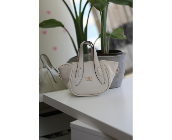 Krem Rugan Tutma Saplı Pouch El Çantası