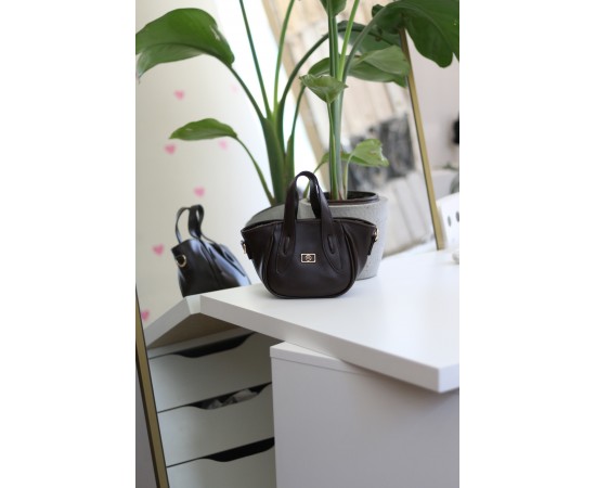 Acı Kahve Rugan Tutma Saplı Pouch El Çantası