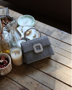 Platin Toka Detaylı Tutma Saplı Zincirli El Omuz Çantası