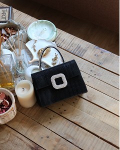 Siyah Toka Detaylı Tutma Saplı Zincirli El Omuz Çantası