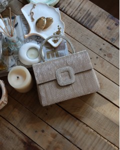 Gold Toka Detaylı Tutma Saplı Zincirli El Omuz Çantası