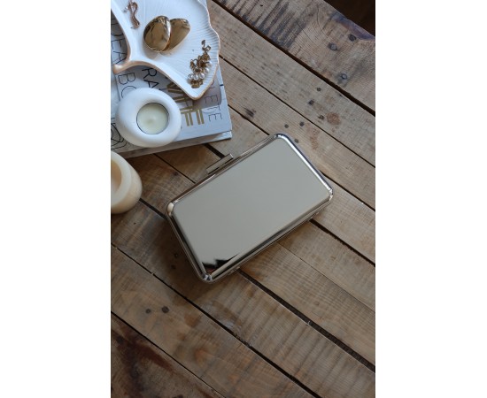 Gold Mika Zincirli El Omuz Çantası Gold Mika Zincirli El Omuz Çantası