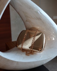 Gold Metal Düz Zincirli Omuz Çantası