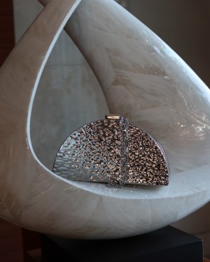  Silver Metal Desenli Zincirli Omuz Çantası