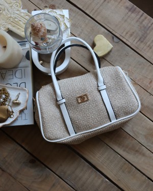 Beyaz Hasır Doku Çift Şeritli El Omuz Çantası