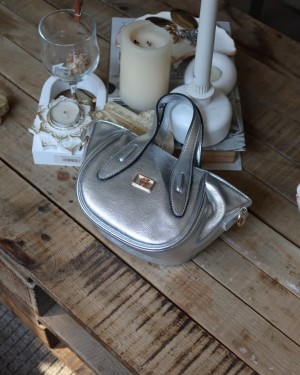 Silver Tutma Saplı Pouch El Çantası