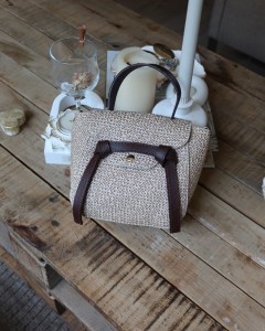 Acı Kahve hasır doku şerit detaylı tutma saplı el omuz çantası