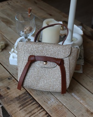 Taba hasır doku şerit detaylı tutma saplı el omuz çantası Taba hasır doku şerit detaylı tutma saplı el omuz çantası