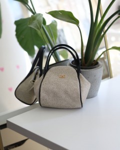 Siyah Hasır Doku Çift Saplı Askılı Omuz Çantası