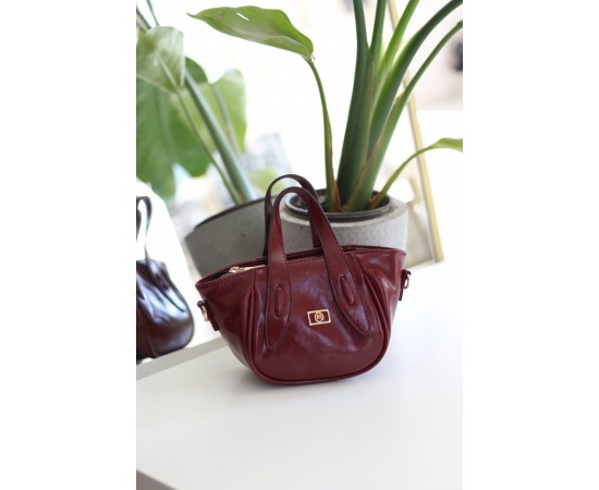 Bordo  Rugan Tutma Saplı Pouch El Çantası