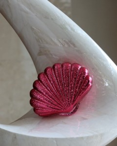  Fuşya İstiridye Mika Zincirli El Omuz Çantası