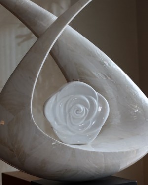 Beyaz Gül Mika Zincirli El Omuz Çantası