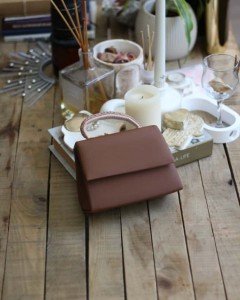 taba saten taş tutma detaylı abiye omuz çantası