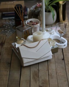  Krem Saten Zarf Kutu Omuz Çantası