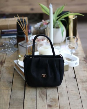  siyah süet büzgü doku çift kulplu el omuz çantası