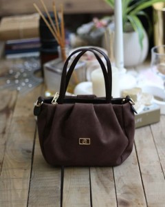  acı kahve süet büzgü doku çift kulplu el omuz çantası