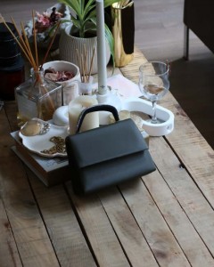 Haki Yeşil Taş Tutma Detaylı Abiye Omuz Çantası