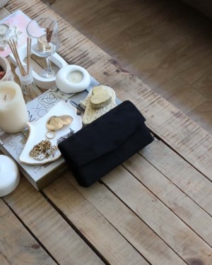 süet siyah mini kutu omuz çantası