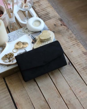 süet siyah mini kutu omuz çantası